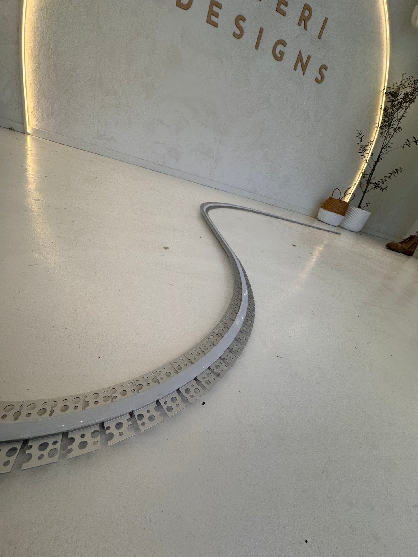 Flexible recessed led profile