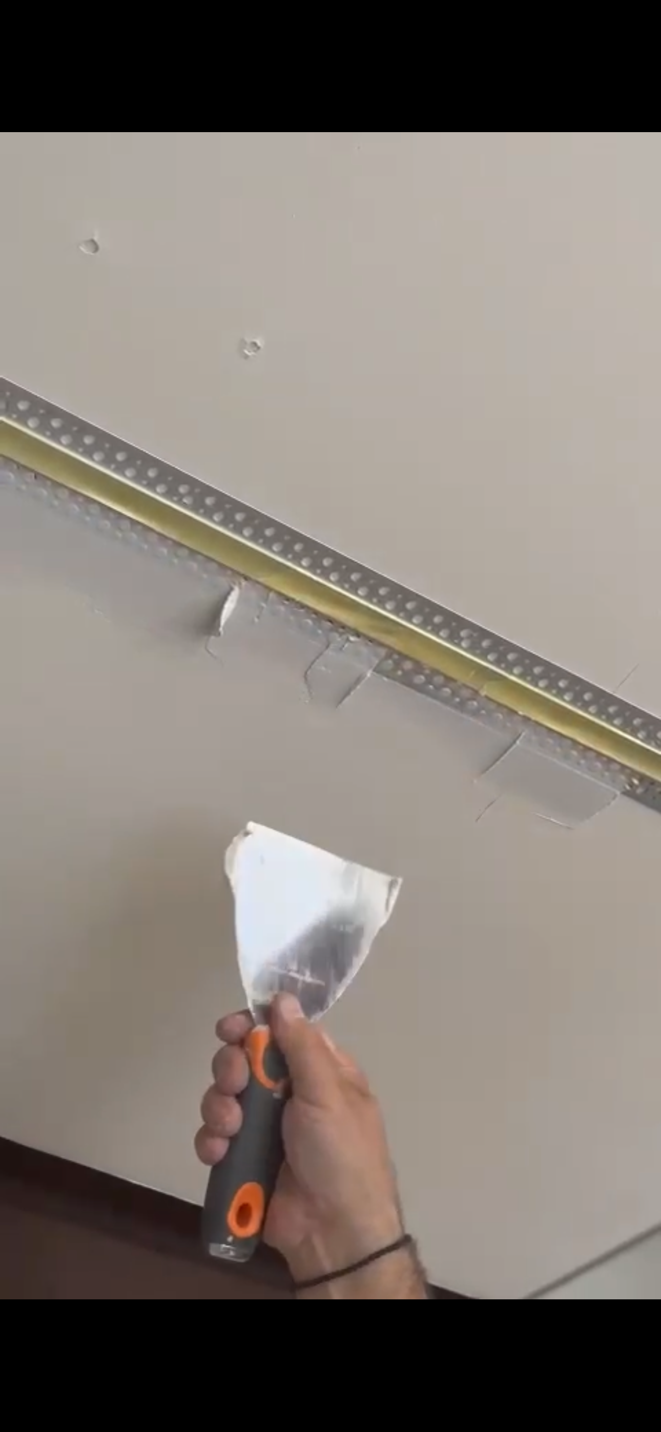 Flexible recessed led profile